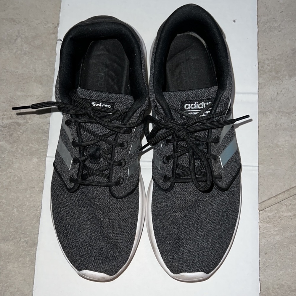 Adidas Cloud Foam Shoes - Picture 2 of 9